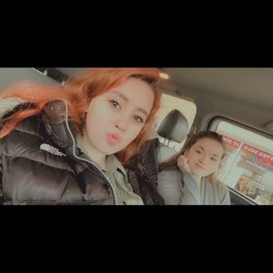 Meet your Posher, Maya